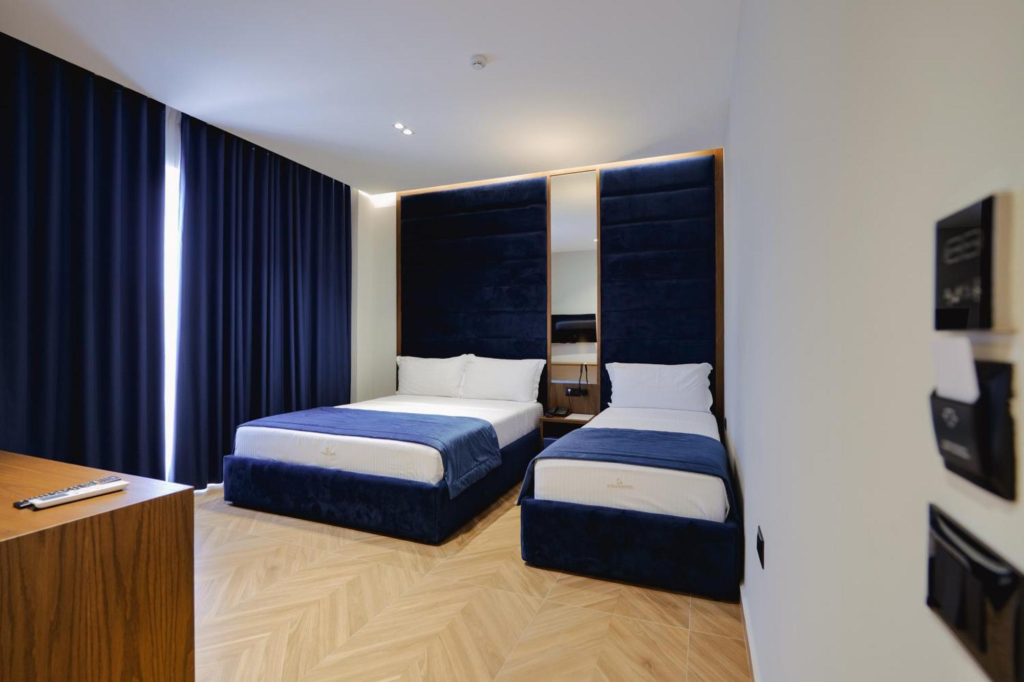 Duka'S Hotel Ksamil Buitenkant foto