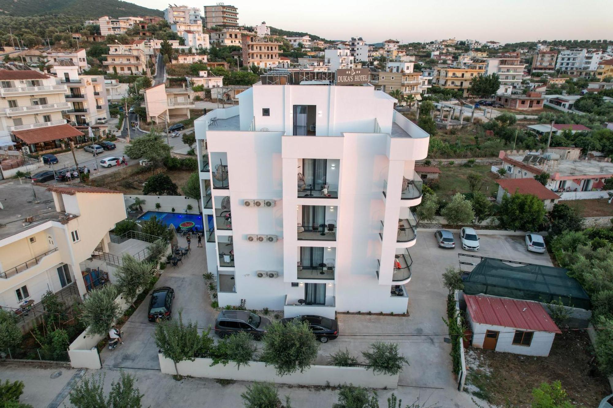 Duka'S Hotel Ksamil Buitenkant foto