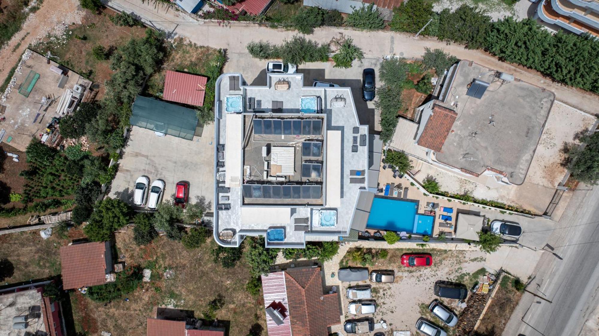 Duka'S Hotel Ksamil Buitenkant foto