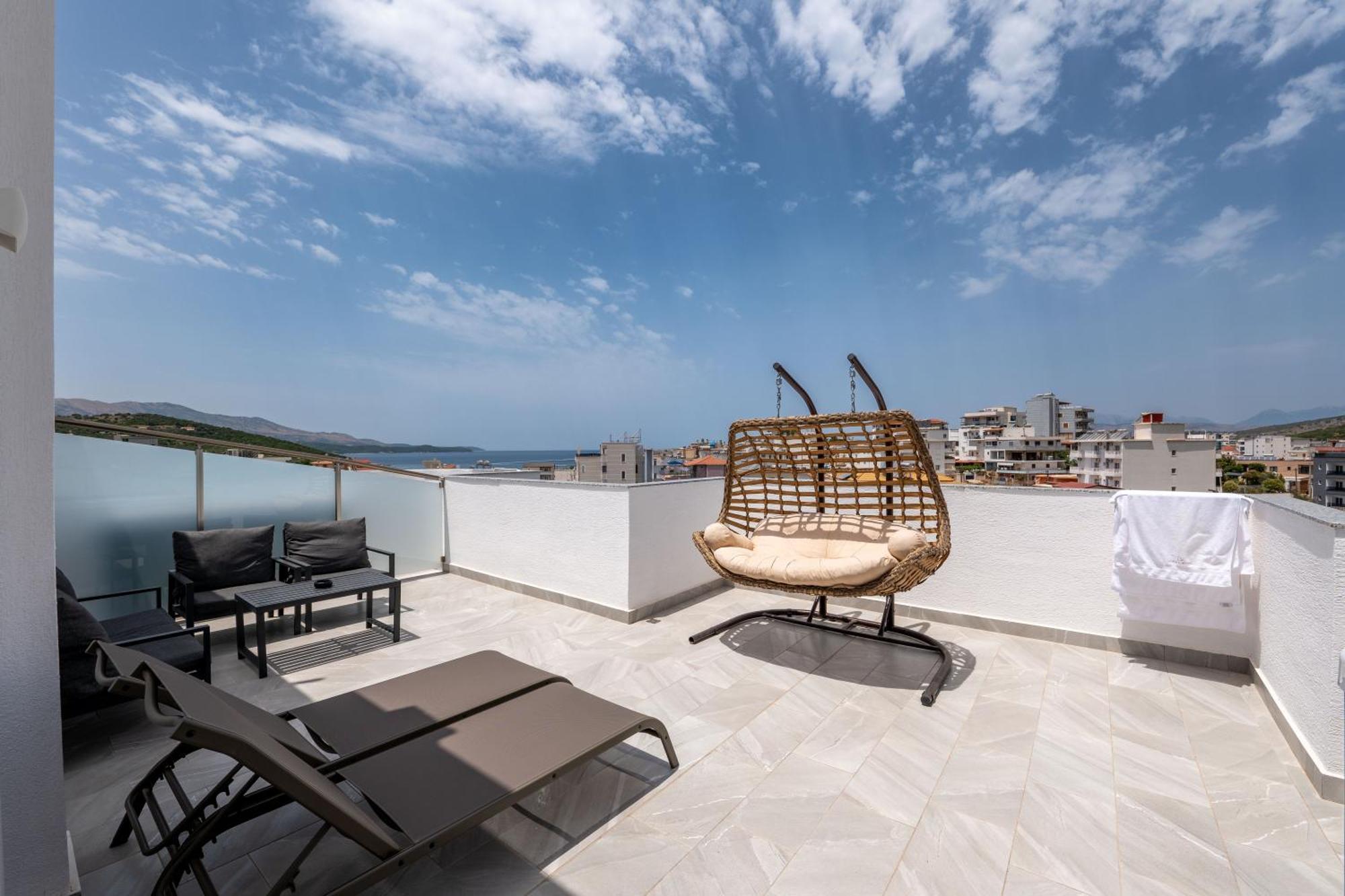 Duka'S Hotel Ksamil Buitenkant foto