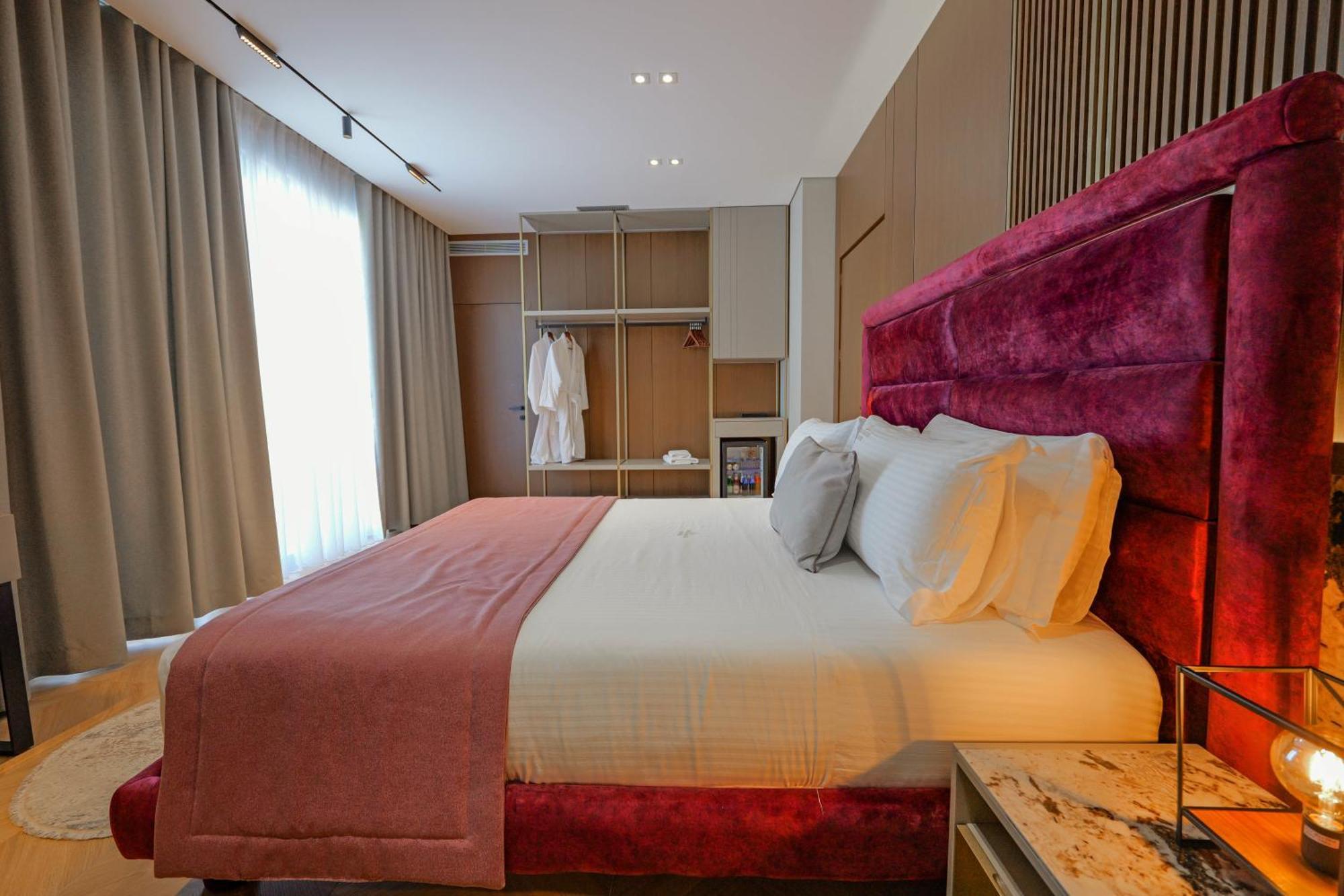 Duka'S Hotel Ksamil Buitenkant foto
